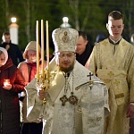 Праздник Светлого Христова Воскресения отметили за ночным богослужением в Яранске