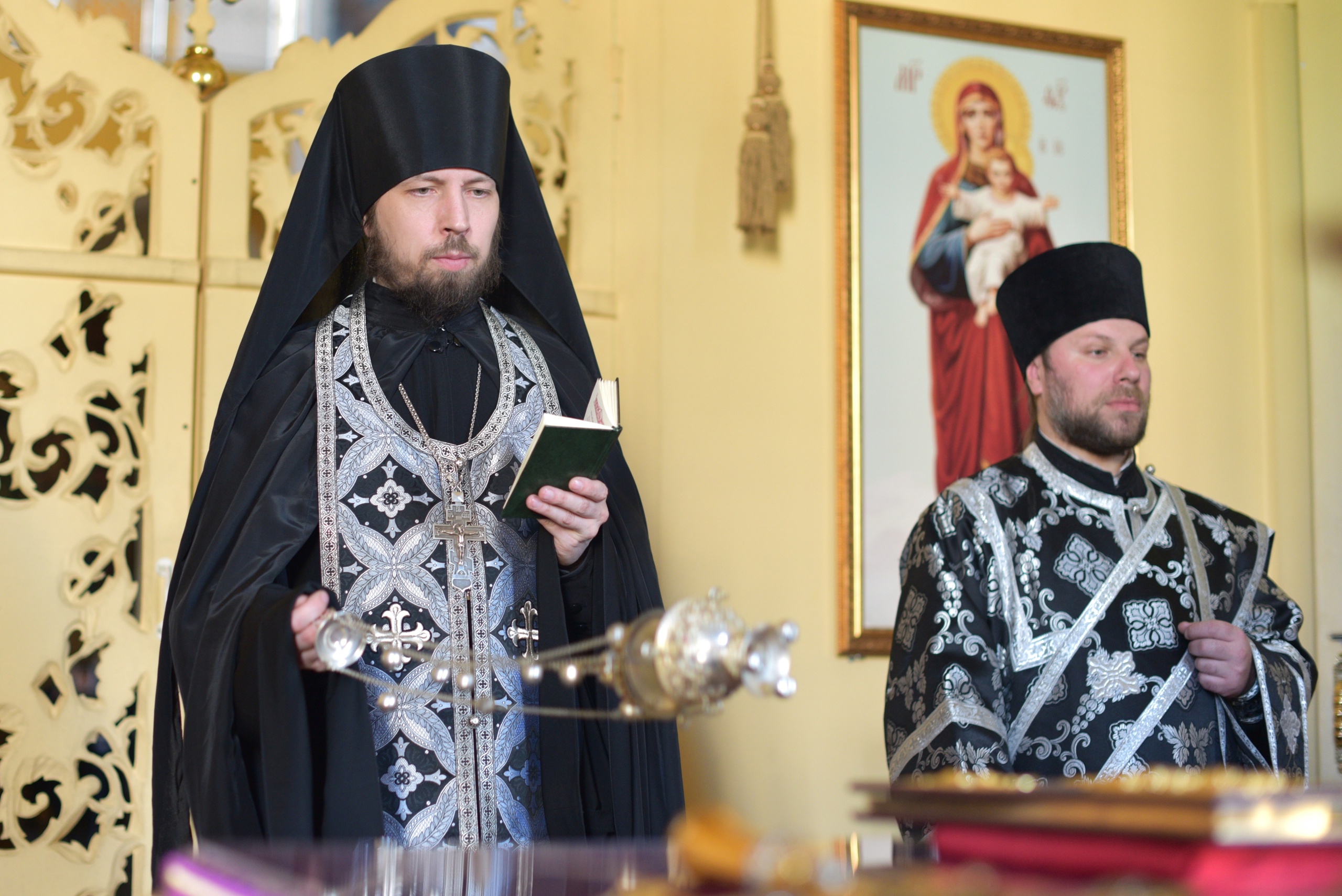 Епископ паисий. Владыка Паисий Яранская епархия. Новая Церковь в Троицке. Фотографию отца Макария город Яранск до Троицкого собора.