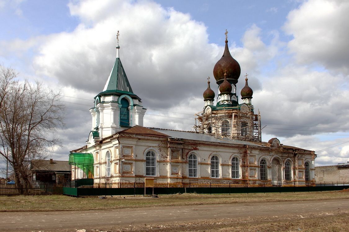 Кировская область яранский. Кировская область, Каракша Церковь Космы и Дамиана. Каракша Яранский район. Каракша Кировская область Яранский. Яранский район Кировская область.