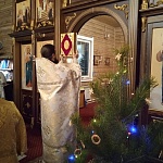 В Рождественскую ночь в Благовещенском храме поселка Кикнур состоялось праздничное богослужение