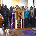 В Троицком соборе Яранска состоялось молебное пение с акафистом прп. Матфею Яранскому