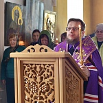 Перед мощами прп. Матфея в Троицком соборе Яранска состоялось молебное пение с акафистом