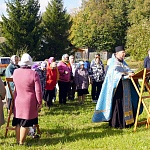 В Рождественском состоялся молебен в день престольного праздника руинированного храма