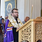 Перед мощами преподобного Матфея в Троицком соборе Яранска состоялось молебное пение с акафистом
