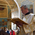 В Успенском кафедральном соборе состоялось архиерейское богослужение 