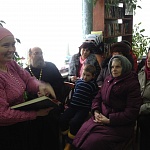 В библиотеке села Юрьево регулярно проходят встречи со священником