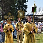В день праздника в честь Тихвинской иконы Богородицы в храме поселка Санчурск прошли престольные торжества