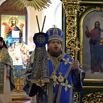 В Неделю 14-ю по Пятидесятнице глава епархии совершил Литургию в Троицком соборе Яранска