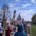 Настоятель и прихожане Владимирского храма села Шапта приняли участие в праздновании годовщины Победы