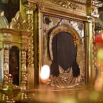 Перед главной святыней Успенского кафедрального собора состоялся молебен с акафистом  