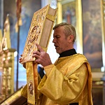 Яранский архипастырь совершил воскресные богослужения в Успенском кафедральном соборе 