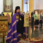 В Неделю 19-ю по Пятидесятнице глава епархии совершил Божественную литургию в Троицком соборе Яранска