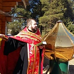 Освящены купол и крест для храма в честь Святителя Луки Крымского п. Таврический