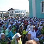 Архиерейская литургия в день Святой Троицы (Пятидесятница)