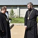 Епископ Паисий ознакомился с ходом работ по строительству храма в Лузе
