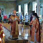 В день отдания праздника Пасхи епископ Паисий совершил Литургию в Николаевском храме села Беляево