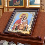 В день празднования в честь Смоленской иконы Богородицы епископ Паисий совершил Литургию на Архиерейском подворье Яранска