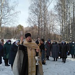 В деревне Кутузы Пижанского района состоялось освящение часовни в честь Живоначальной Троицы