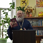 Священники Яранской епархии обсудили прочитанные книги, поучаствовали в дискуссии и викторине 