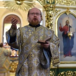 В Троицком соборе Яранска состоялось архиерейское богослужение в 15-е воскресенье по Пятидесятнице