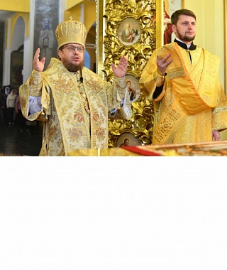 Епископ Паисий возглавил воскресные богослужения в Троицком соборе г. Яранска 