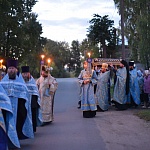 В Яранске совершили всенощное бдение с чином Погребения Плащаницы Пресвятой Богородицы