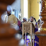 Перед мощами преподобного Матфея в Троицком соборе Яранска состоялось молебное пение с акафистом