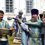Епископ Паисий возглавил торжества в честь 160-летия принесения в Юрьево иконы Богородицы «Достойно есть» с Афона