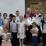 Поздравляем преподавателей воскресных школ Яранской епархии с Днем учителя
